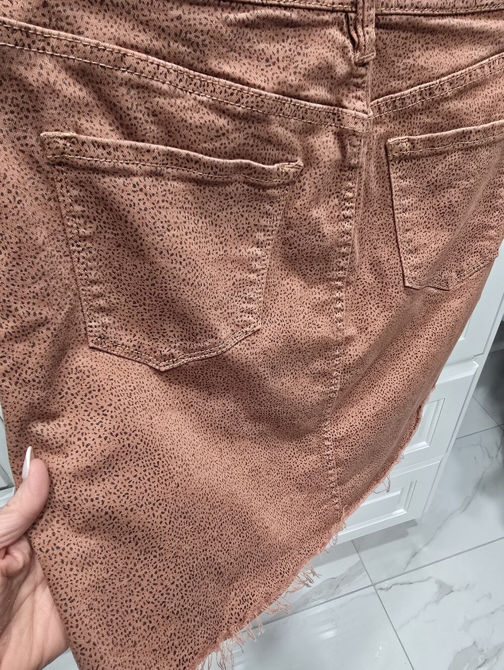 Dear John Pink Speckled Denim Mini Skirt Raw Hem Size 28 - Picture 5 of 5